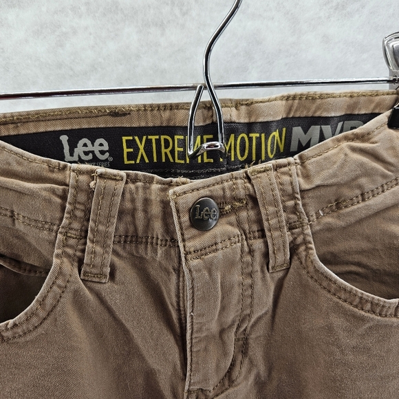 Lee Extreme Motion MVP Khaki jeans youth 8 straight leg 5 pocket - Picture 3 of 8